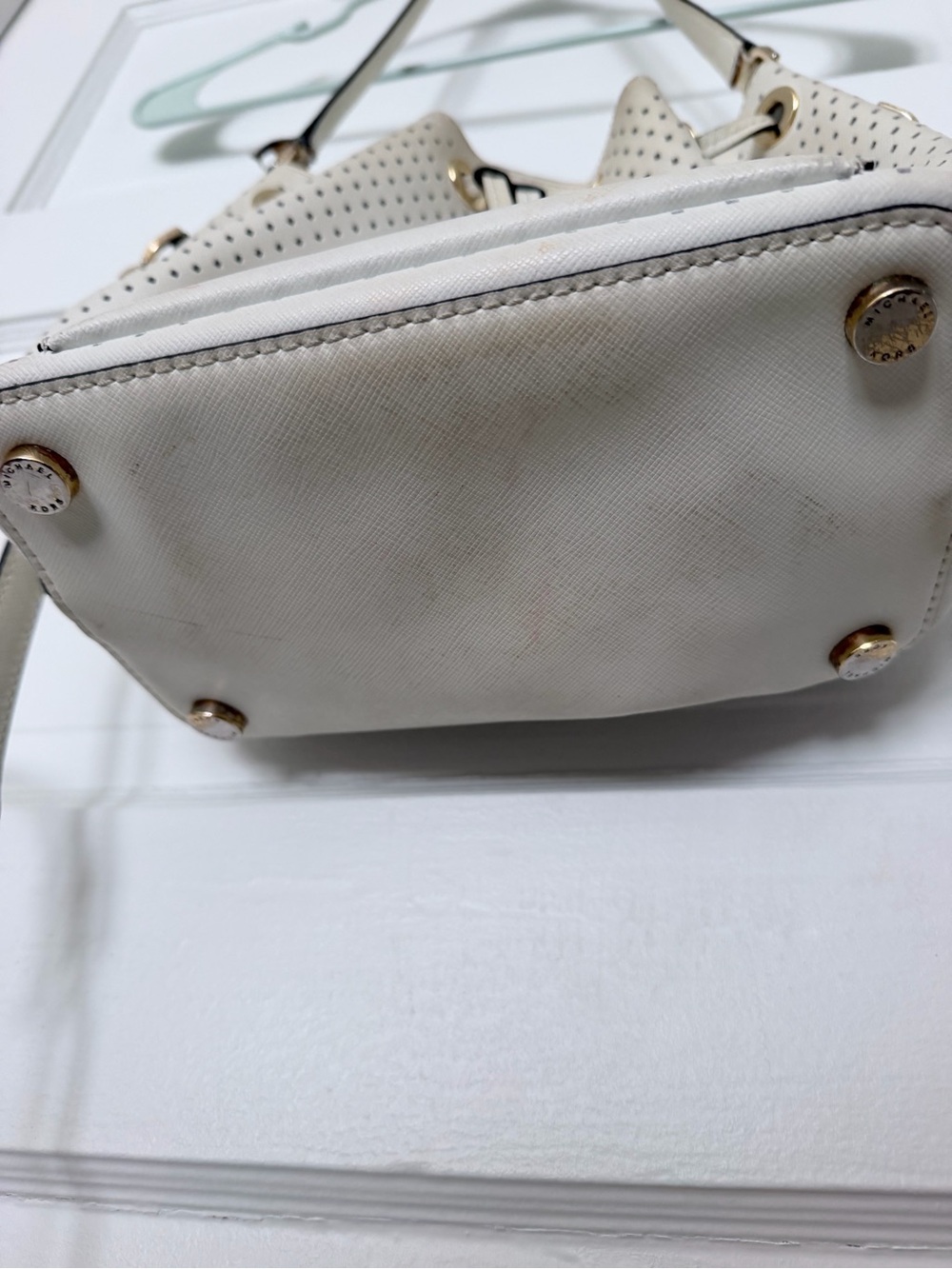 Michael Kors White Drawstring Bucket Bag - Picture 5 of 8